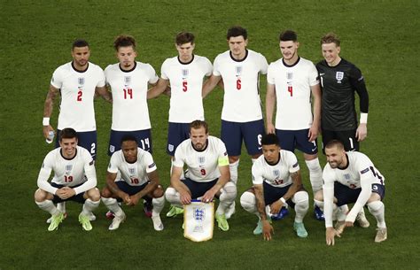 italy vs england teams